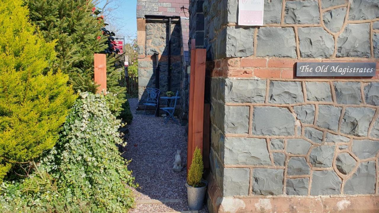 Chambers Apartment @ The Old Magistrates Betws-y-Coed Exterior photo